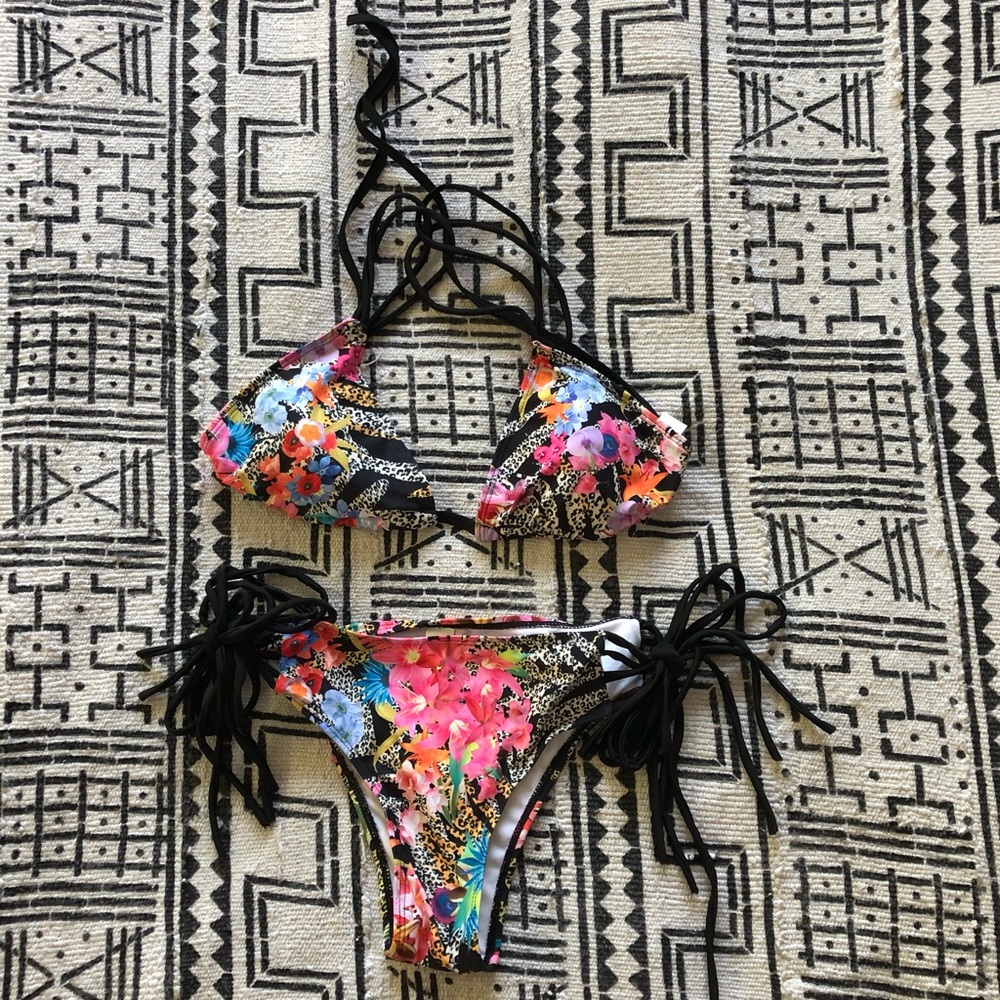Small Tropical Swim Suit - Picture 4 of 5